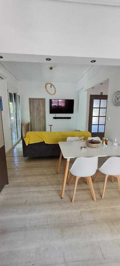 Apartamento Gerys House Nikiana Exterior foto